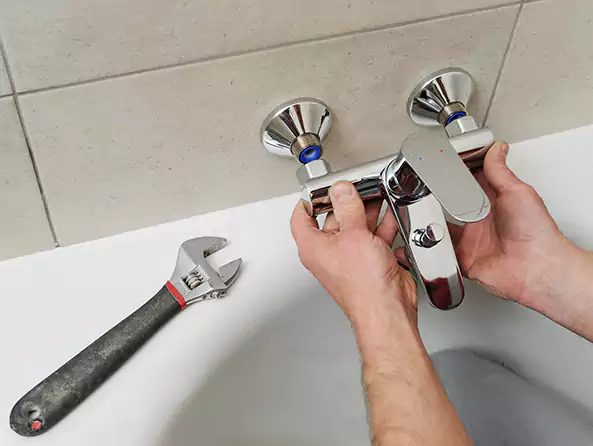 Why Choose East Honolulu Plumbing for Bathtub Faucet Replacement in East Honolulu, HI?
